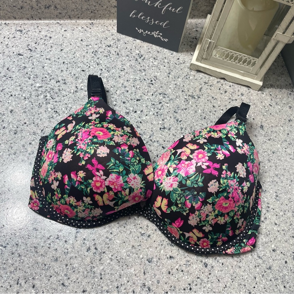 Victoria's Secret Black Floral Bra